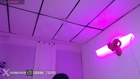 Snapshot of sabriina_fox999 chatting on 10-17-25, 03:42 sabrina fox online show from 10-17-25, 03:42