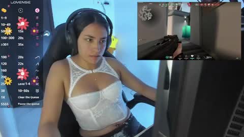 Snapshot of sabrina_chester_02 chatting on 05-19-26, 01:56 Angie online show from 05-19-26, 01:56