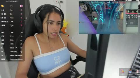 Snapshot of sabrina_chester_02 chatting on 05-19-26, 04:02 Angie online show from 05-19-26, 04:02