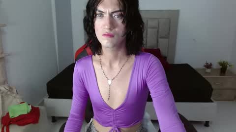 Snapshot of sabrina_fox666 chatting on 09-30-25, 05:40 Sabrina online show from 09-30-25, 05:40