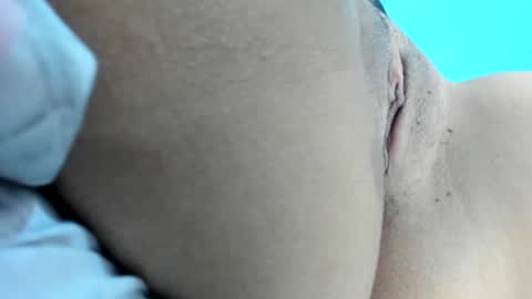 Snapshot of sabrina_hot77 chatting on 12-17-24, 12:12 sabrina_hot77 online show from 12-17-24, 12:12