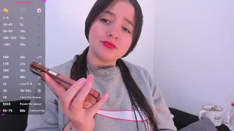 Snapshot of sabrina_lennox chatting on 06-12-26, 07:02 Sabrina Maria online show from 06-12-26, 07:02