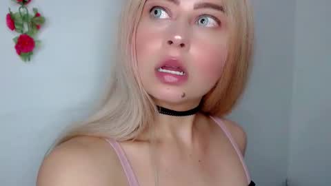 Snapshot of sabrinaexpositoxx chatting on 01-24-25, 06:24 SABRI online show from 01-24-25, 06:24