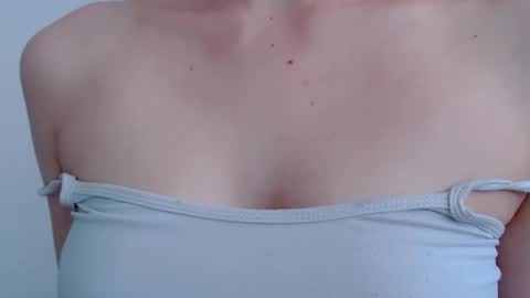 Snapshot of sabrinaexpositoxx chatting on 09-08-25, 09:03 SABRI online show from 09-08-25, 09:03