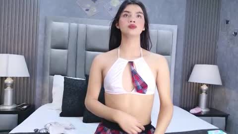 Sabrina Foox online show from 07-14-26, 07:30