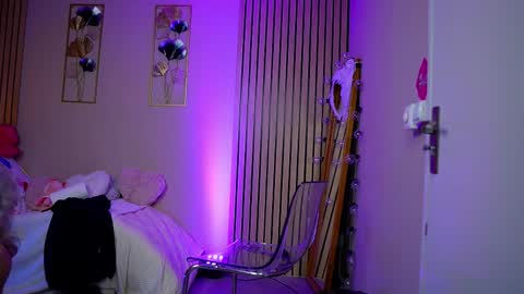 SabrinaJade online show from 01-12-26, 05:01