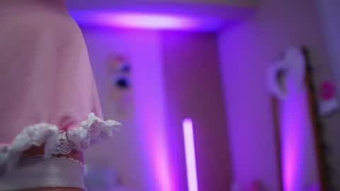Snapshot of sabrinajadex chatting on 05-03-26, 04:40 SabrinaJade online show from 05-03-26, 04:40