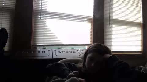 Sabrina online show from 09-26-25, 01:04