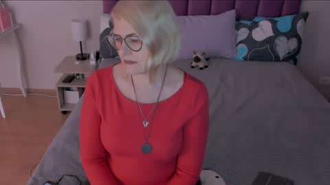 Sabrina MacMarren online show from 02-16-25, 04:21