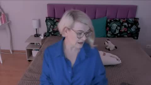 Sabrina MacMarren online show from 03-02-25, 01:16