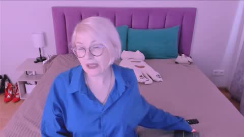 Sabrina MacMarren online show from 09-25-25, 02:54