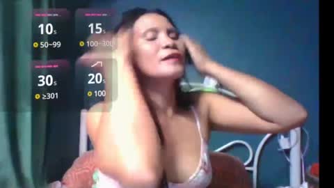 Snapshot of sabrinamae69 chatting on 02-20-25, 10:48 naden online show from 02-20-25, 10:48