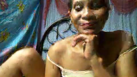 Snapshot of sabrinamae69 chatting on 12-16-25, 02:33 naden online show from 12-16-25, 02:33