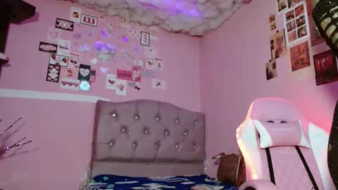 sabrinapaulson online show from 01-15-25, 01:45