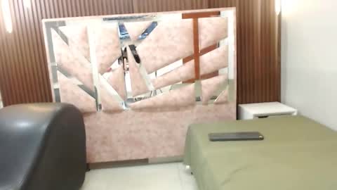 sabrinaroosa202cl online show from 10-23-25, 12:15