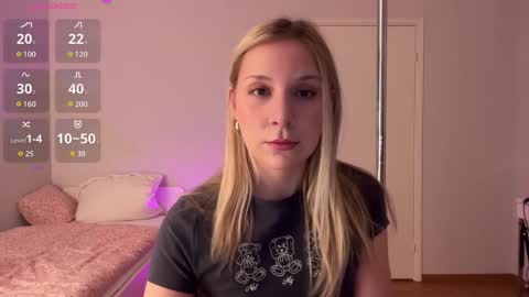 Snapshot of sabrinarose_x chatting on 01-09-25, 04:49 Sabrina Rose online show from 01-09-25, 04:49