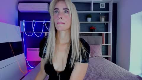 Sabrina online show from 10-14-25, 11:44