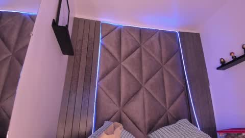 S A B R I N A  online show from 09-18-25, 11:34