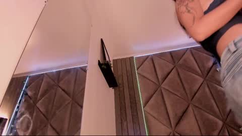 S A B R I N A  online show from 11-21-25, 11:42