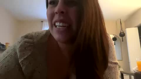 Snapshot of sabrinasunshine99 chatting on 03-12-25, 11:44 sabrinasunshine99 online show from 03-12-25, 11:44