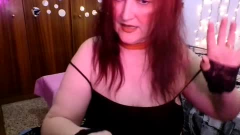Snapshot of sabrinaxlovess chatting on 04-15-26, 07:58 SabrinaXlovess online show from 04-15-26, 07:58