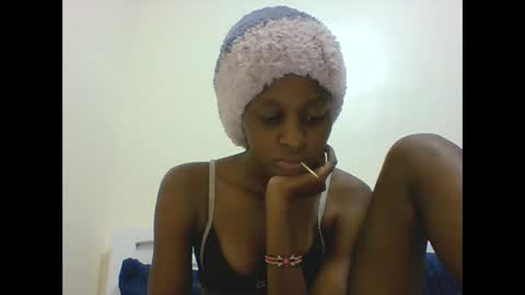 Snapshot of sabsexy5 chatting on 06-08-26, 10:04 sabsexy5 online show from 06-08-26, 10:04