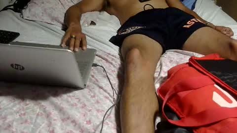 Dee online show from 03-25-26, 03:23