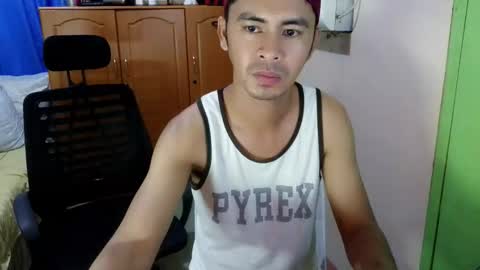 Snapshot of sachu01 chatting on 06-07-26, 08:56 Sachu01 online show from 06-07-26, 08:56