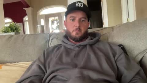 sacredroses online show from 10-31-25, 04:19