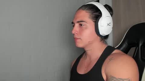 Im CryDuran    Instagram   CryDuraann  online show from 01-17-26, 08:56