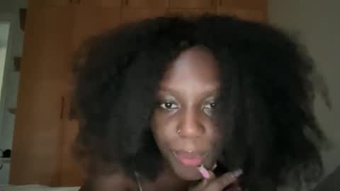 Snapshot of sade991803 chatting on 05-04-26, 10:22 Onika online show from 05-04-26, 10:22