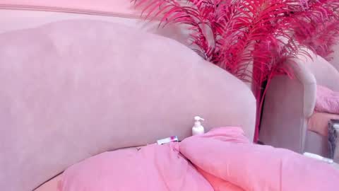 Mara online show from 12-31-24, 07:20