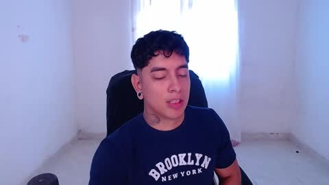 Snapshot of saenz_hotx chatting on 12-09-24, 04:37 saenz_hotx online show from 12-09-24, 04:37