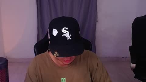 Snapshot of saenz_hotx chatting on 02-09-25, 03:00 saenz_hotx online show from 02-09-25, 03:00