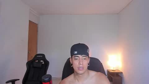 Snapshot of saenz_hotx chatting on 10-30-25, 07:14 saenz_hotx online show from 10-30-25, 07:14