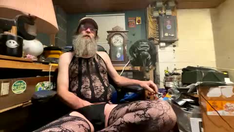 safety_fist online show from 02-08-25, 04:36