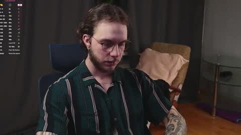 Snapshot of sage6688 chatting on 10-08-25, 03:59 Adam online show from 10-08-25, 03:59