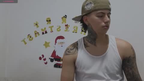 Snapshot of sahara_n_thiago chatting on 12-20-25, 11:06 Sahara y Thiago online show from 12-20-25, 11:06