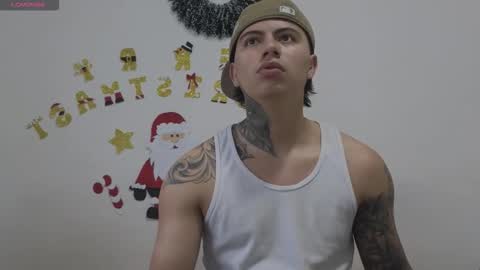 Snapshot of sahara_n_thiago chatting on 12-22-25, 11:18 Sahara y Thiago online show from 12-22-25, 11:18