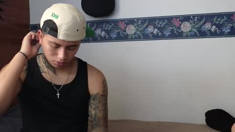 Snapshot of sahara_n_thiago chatting on 02-21-26, 01:01 Sahara y Thiago online show from 02-21-26, 01:01