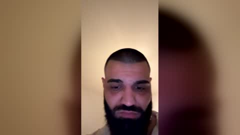 Snapshot of sahinbey80 chatting on 03-23-26, 04:22 sahinbey80 online show from 03-23-26, 04:22