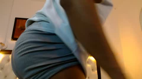 Snapshot of sahircharm chatting on 06-07-26, 01:48 sahircharm online show from 06-07-26, 01:48