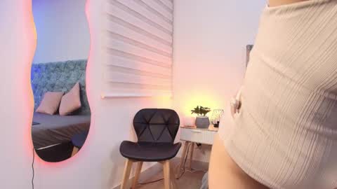 S A H M A N T A   R O S E online show from 02-10-26, 03:21