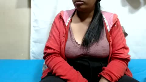 Snapshot of sahobelle chatting on 06-23-26, 05:55 sahobelle online show from 06-23-26, 05:55