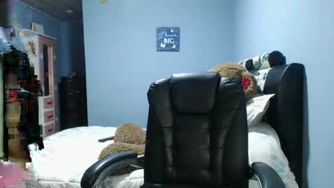 Karina online show from 04-16-26, 02:01