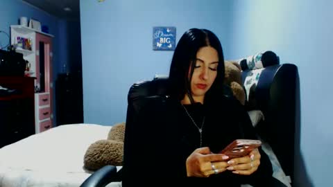Snapshot of sahotlove1 chatting on 04-28-26, 02:27 Karina online show from 04-28-26, 02:27