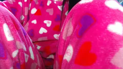 Snapshot of sahotlove1 chatting on 05-01-26, 07:35 Karina online show from 05-01-26, 07:35