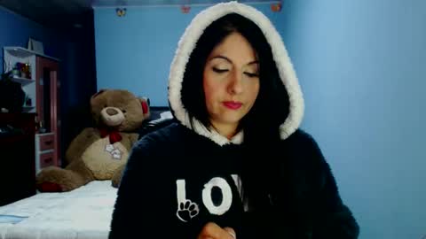 Snapshot of sahotlove1 chatting on 05-07-26, 01:55 Karina online show from 05-07-26, 01:55