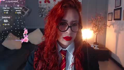 Snapshot of sahra_tayl0r_ chatting on 01-27-25, 02:24 SARA online show from 01-27-25, 02:24