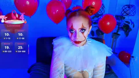 Snapshot of sahra_tayl0r_ chatting on 10-02-25, 01:40 SARA online show from 10-02-25, 01:40